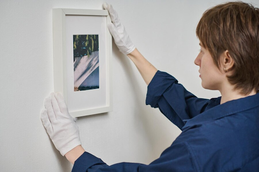 Secure and professional picture hanging services for perfect placement. Reliable installation, precise alignment, and style-enhancing solutions.